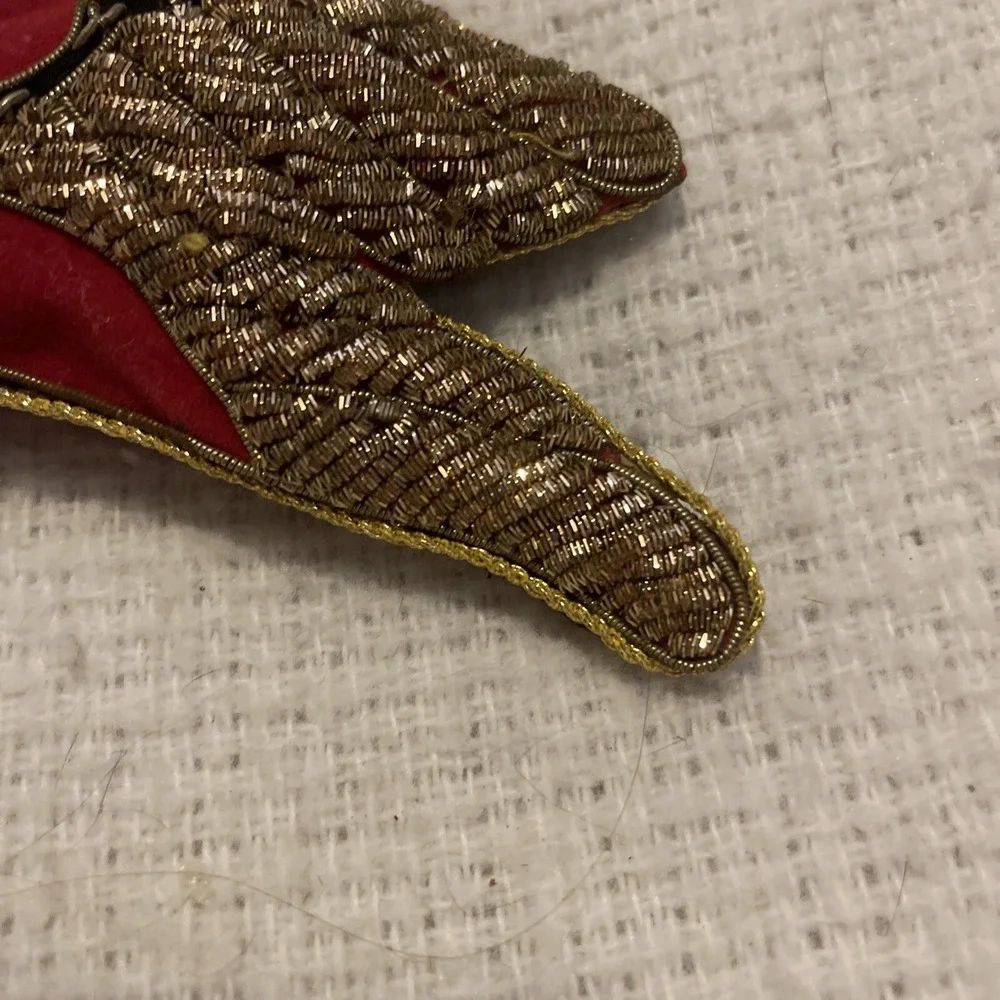 VINTAGE NEIMAN MARCUS RED VELVET CHRISTMAS ORNAMENT DOVE‎ BIRD GOLD BEADED BLUE